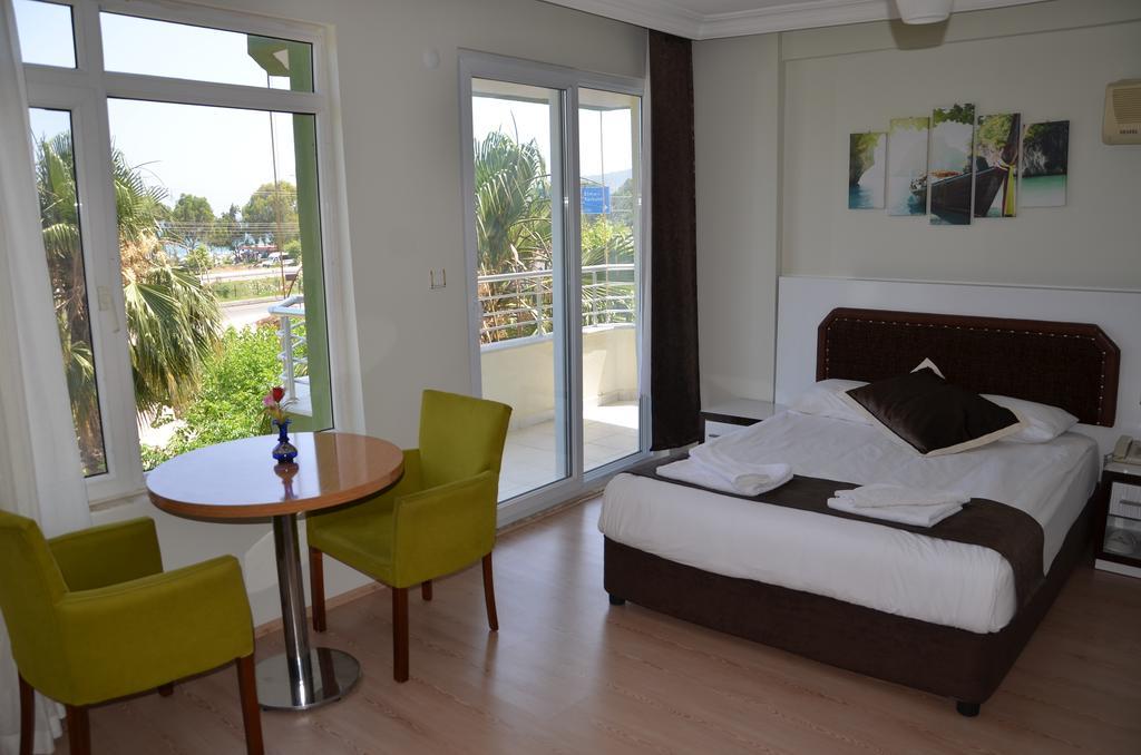 Hotel Simsek Finike Room photo